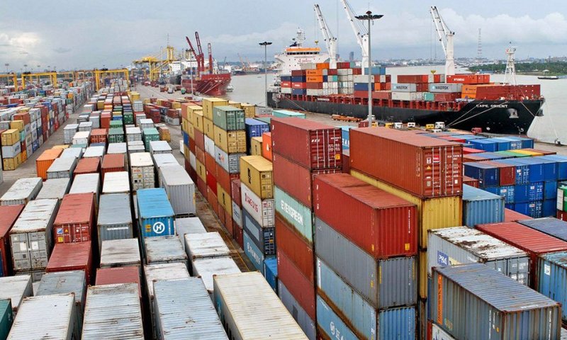 Chittagong port sees 13% fall in export container handling